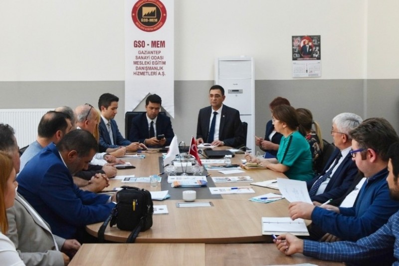 GSO MEM’DE MYK EĞİTİM SEMİNERİ DÜZENLENDİ