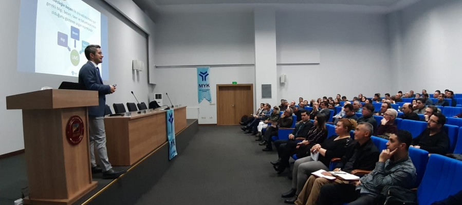 Yetkilendirme Semineri”, GSO veMYK iş birliğinde, GSO Mesleki Eğitim Merkezi'nde düzenlendi.